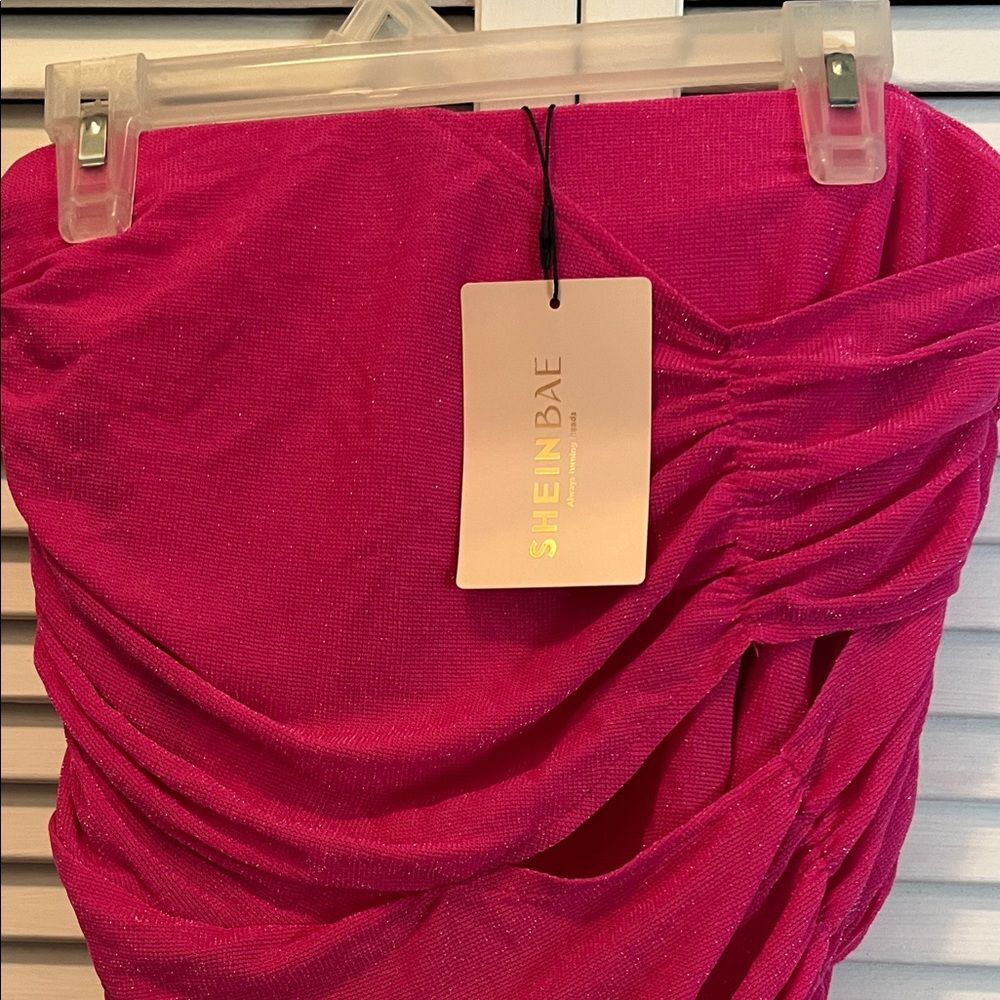 #1051+Pink Ruched Women's Top - Picture 4 of 6